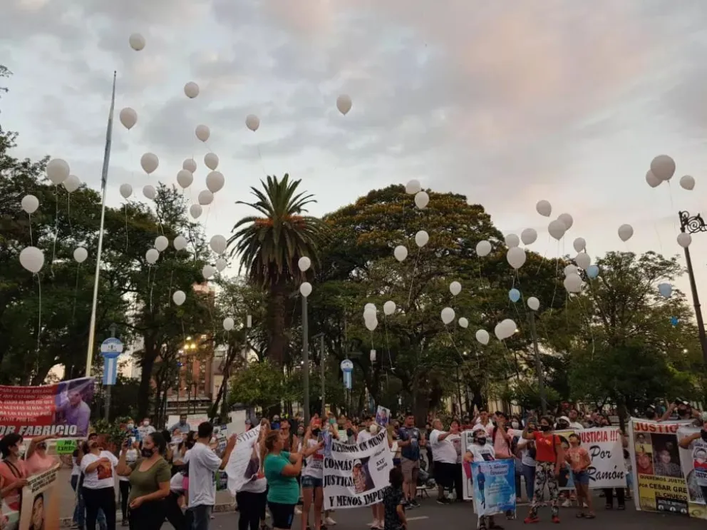 VIDEO: Multitudinaria marcha en memoria de las víctimas de la inseguridad