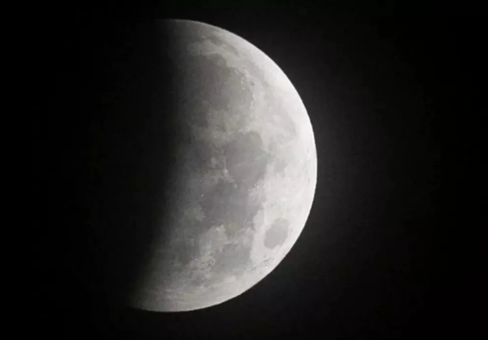 En noviembre se podrá ver el eclipse lunar más largo del siglo