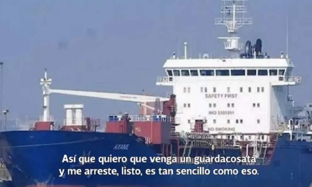 Horror en un buque: Un tripulante asesinó al capitán y al primer oficial