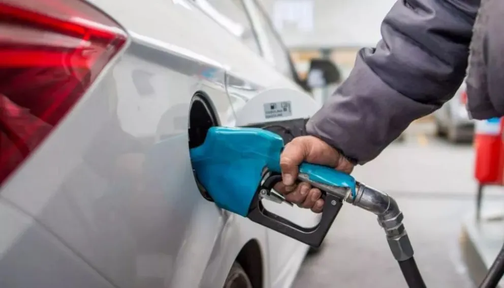 En diciembre, el combustible fue 6% más caro en el interior que en CABA