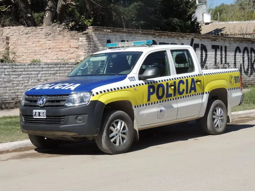 Amarok_Policía_de_Tucumán_en_SPC