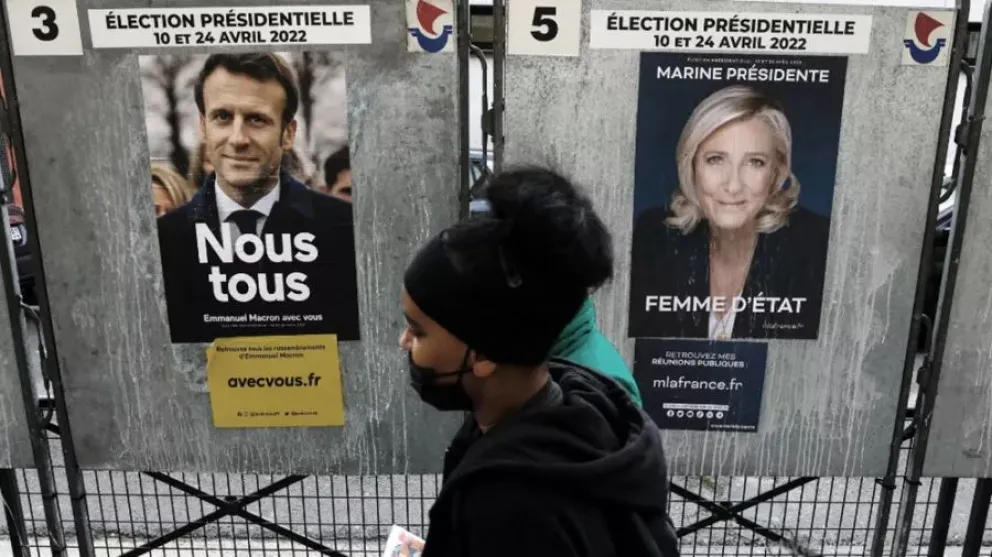 Los franceses deciden quién será su próximo presidente entre Macron y Le Pen.