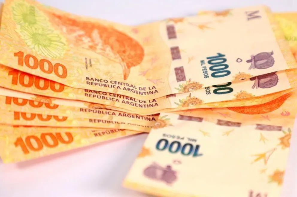 pesos-billetes-mil-1000-inflacion-tasa-interes-licua