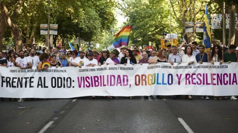 Manifestacion-Orgullo-Madrid_1700240977_162223414_667x375