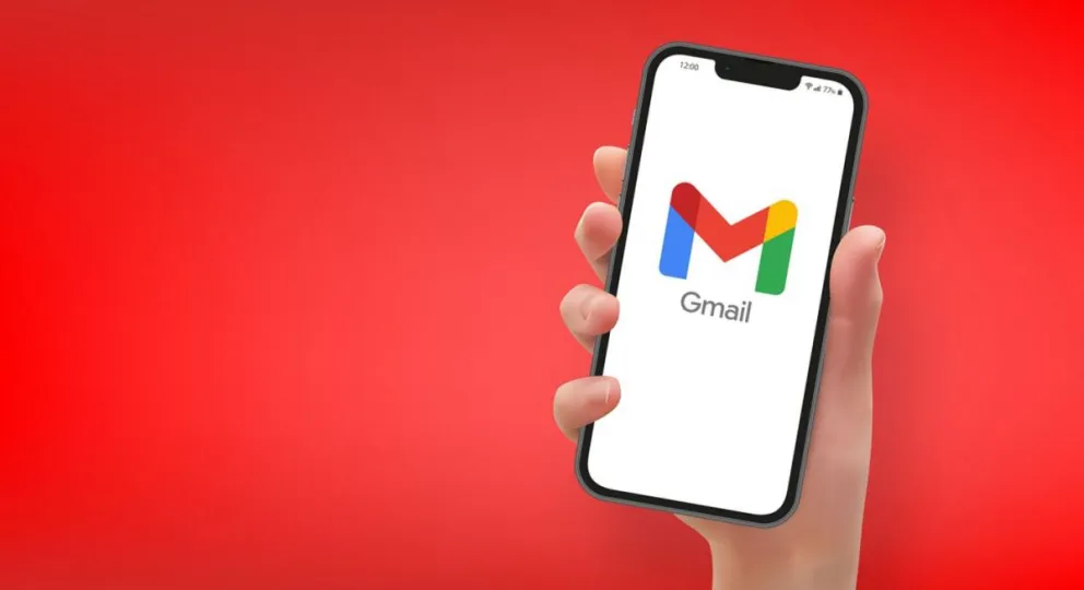 Gmail tiene una función nativa para buscar los emails que ocupan más GB. 