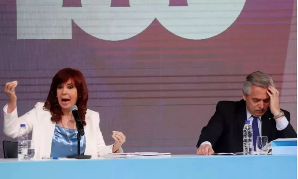 Alberto Fernández sufrió el poder que ejerce Cristina Fernández.