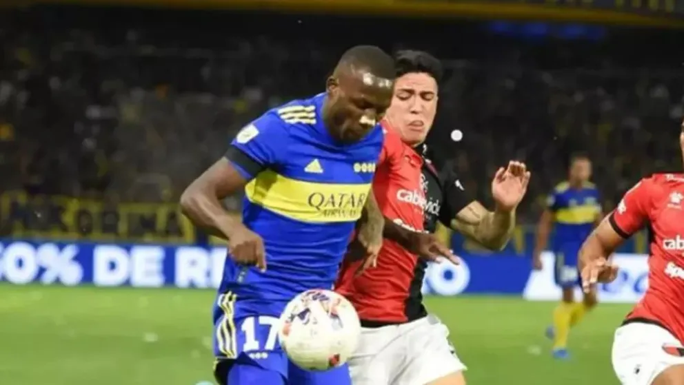 Boca enfrenta Colón con la intención de acercarse a la punta del torneo.