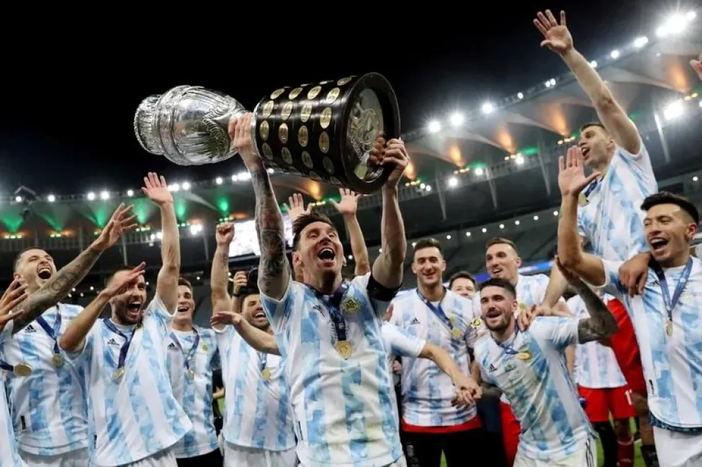 C3ATM7ASE3SGKMRIQOUESRTKTYDespués de haber perdido cuatro finales con la Argentina, Messi consiguió levantar la Copa Amé