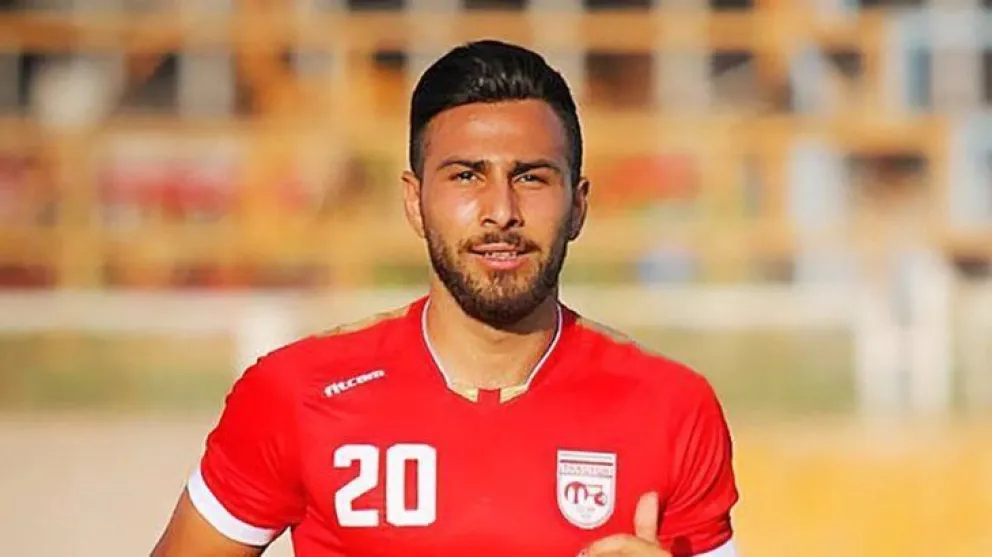 futbolista-irani-amir-nasr-azadani_98webp