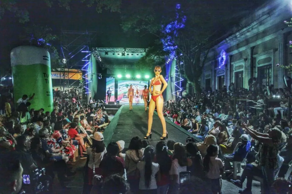 Un desfile de moda fue el marco propicio para la apertura de temporada en San Pedro de Colalao.