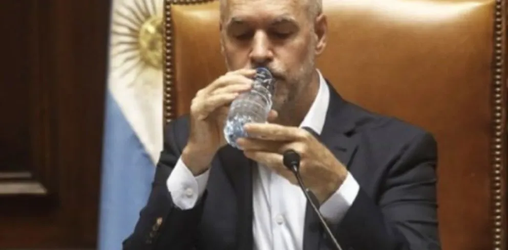 El jefe de Gobierno, Horacio Rodríguez Larreta, y una foto que se volvió viral. 