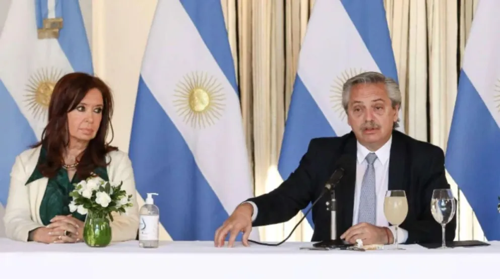      Alberto Fernández hablará ante la atenta mirada de Cristina Kirchner. (Foto: Presidencia de la Nación).