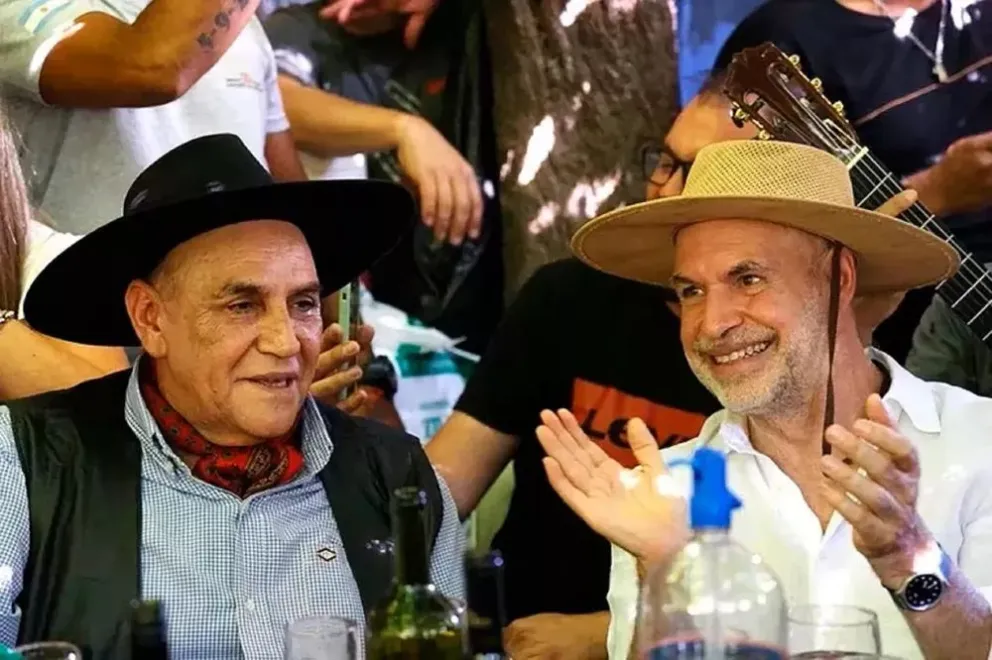 Horacio Rodríguez Larreta estuvo en  Córdoba y se mostró con el Chaqueño Palavecino