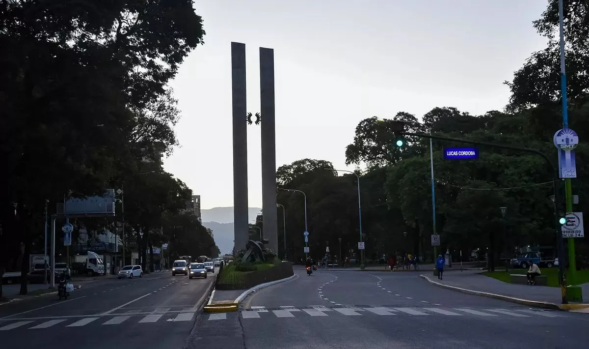 Tucumán bajo alerta amarilla por fuertes vientos | Los Primeros TV -  Información en vivo