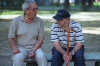 Jubilados recibirán un bono de $37.000 en octubre: consultá cuándo cobro