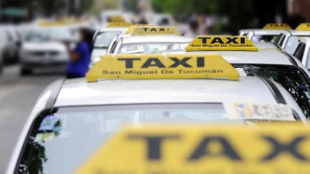 Conflicto entre taxistas y Uber: derogarán la ley que habilitaba a las apps