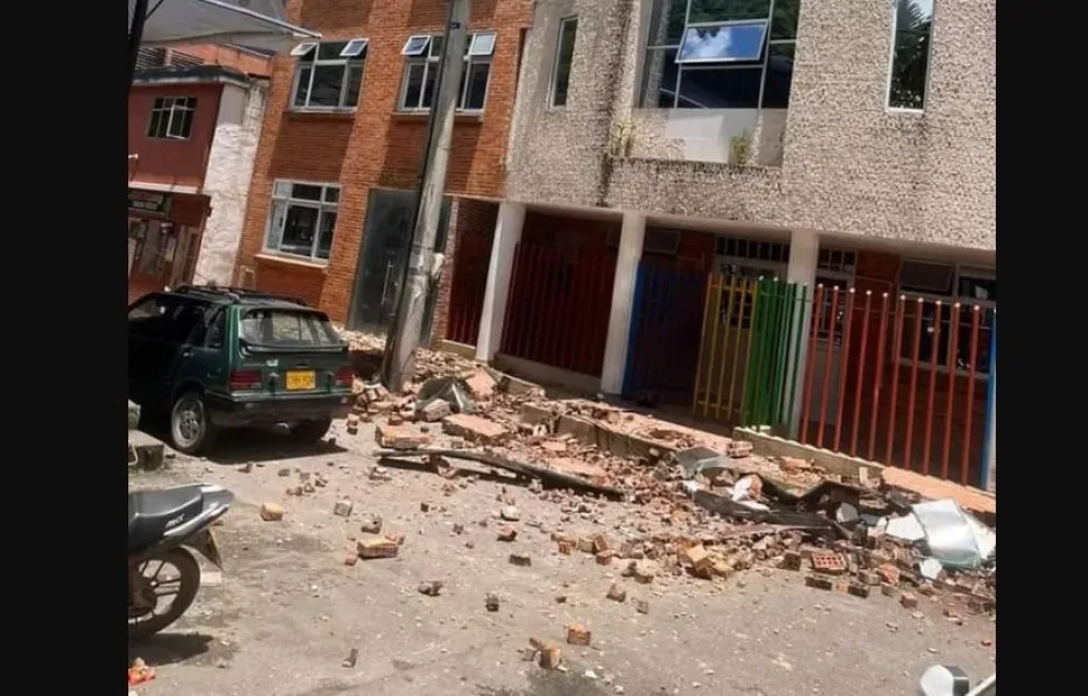 Un fuerte sismo sacudió Bogotá, Colombia