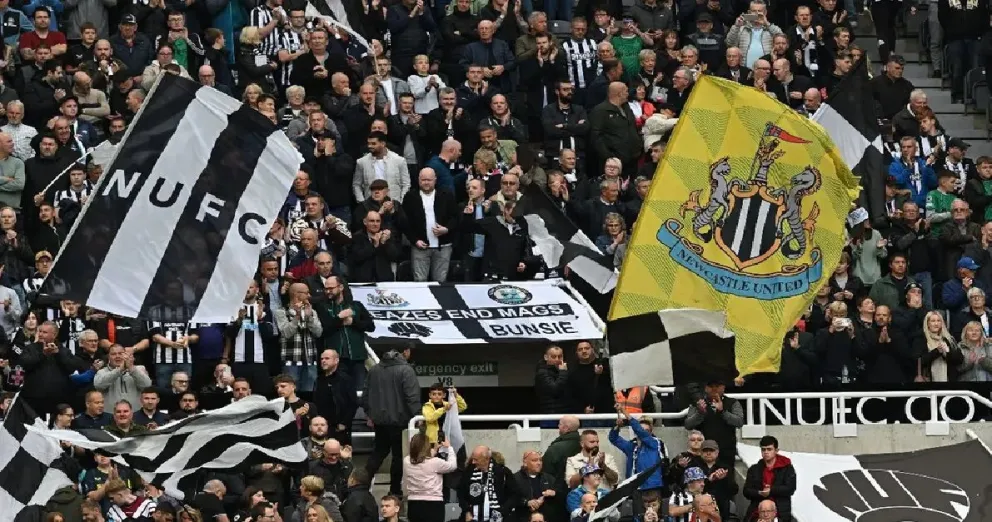 Pasa en Europa: un hincha de Newcastle fue apuñalado en la previa de un partido de Champions