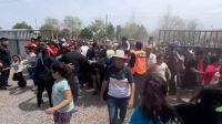 Funeral de Huguito Flores: hubo desbordes en el cementerio
