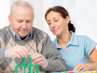 Alzheimer: 5 recomendaciones de la neurociencia para familiares y cuidadores
