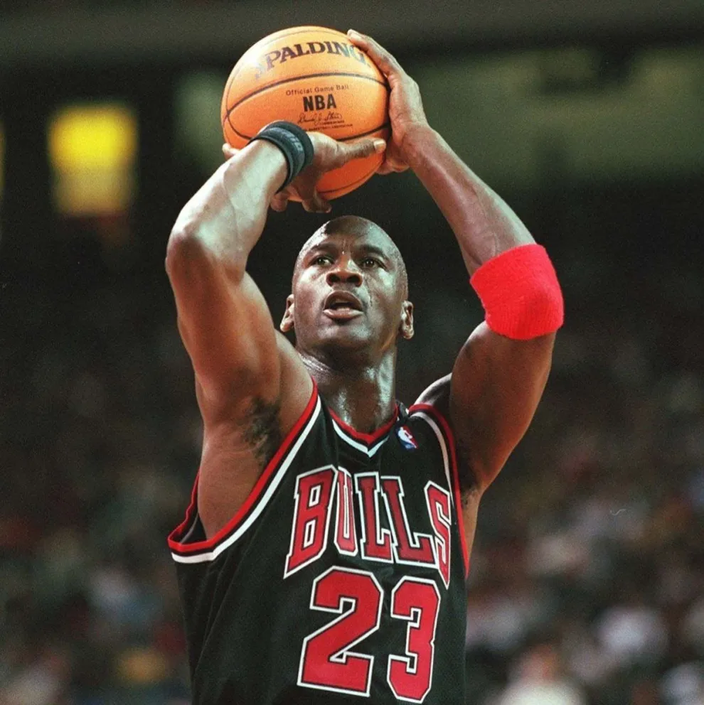 Michael Jordan se convirtió en el primer deportista en la lista de las personas más ricas de Estados Unidos