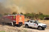 Córdoba, otra vez en llamas: Bomberos combaten incendio en Calamuchita