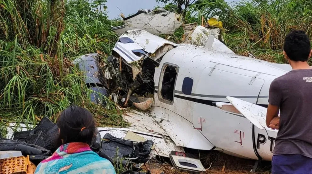 Tragedia en Brasil: murieron doce personas por la caída de una avioneta en la Amazonia