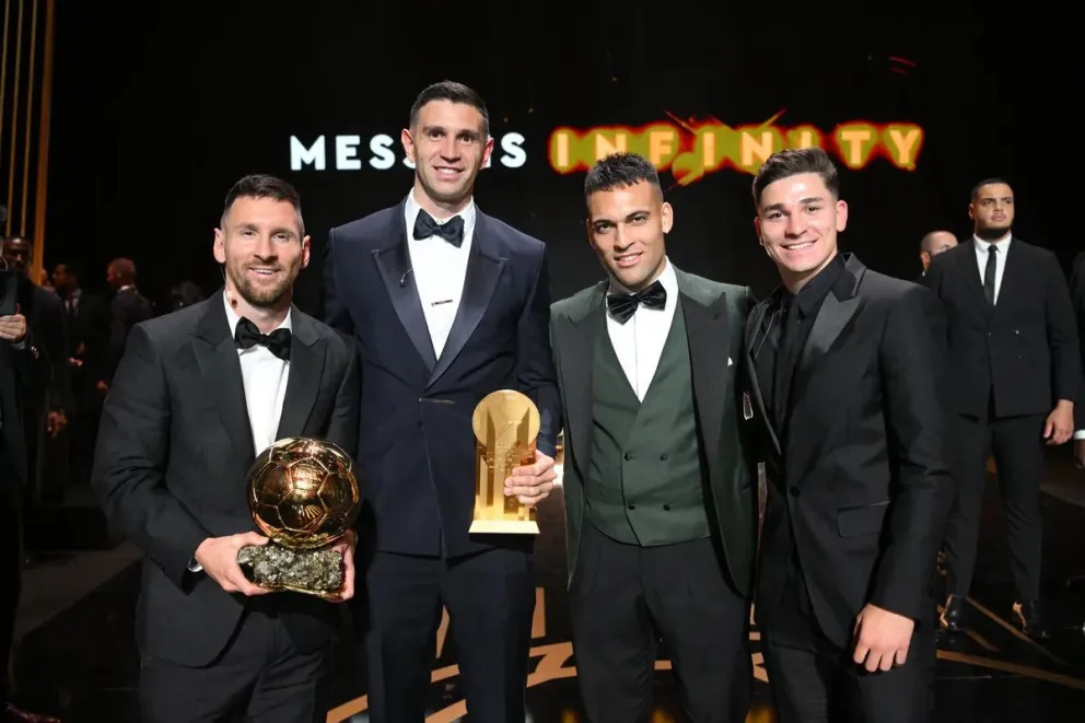 Balón de oro: el chileno Pinilla se quejó por los premios a Messi y el Dibu