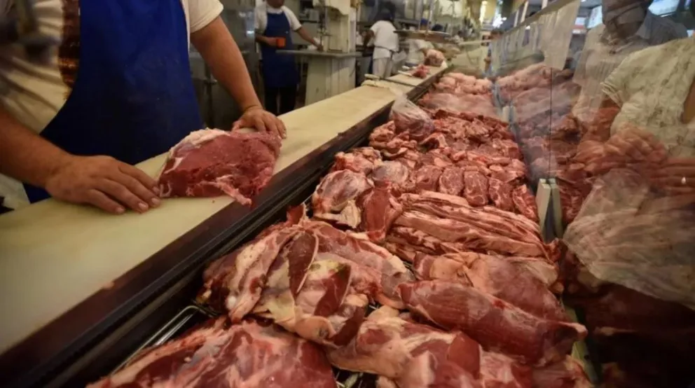 Por la caída de los salarios, se compran 57 kilos de carne menos que siete años atrás