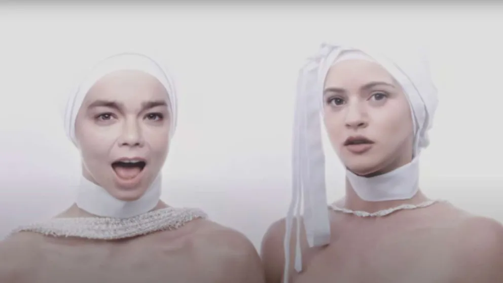 Cómo es el video de Rosalía y Björk de la canción ‘Oral’ creado con inteligencia artificial 