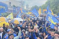 Con la presencia de Riquelme, los hinchas de Boca realizan un banderazo en La Bombonera