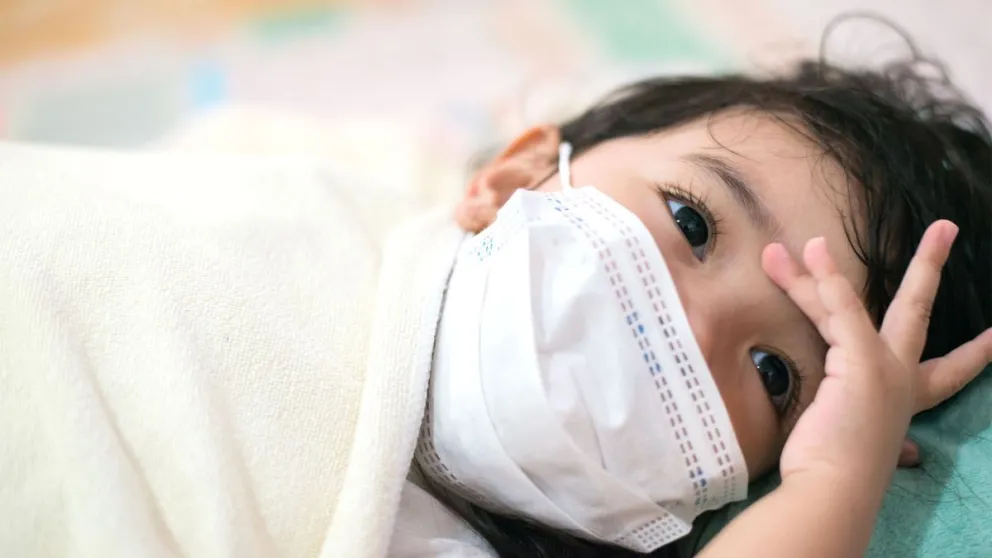 Cuáles son los síntomas de la Mycoplasma, la bacteria de neumonía infantil en China