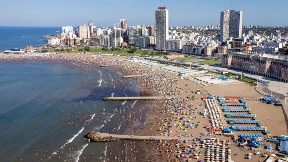 Verano carísimo: una familia gastará más de $800 mil para vacacionar una semana en Mar del Plata 