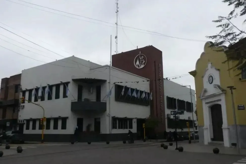 INSISTENCIA. El Concejo Deliberante de Concepción logró reunir los votos necesarios para rechazar el veto a la ordenanza que suspendió el estacionamiento inteligente.