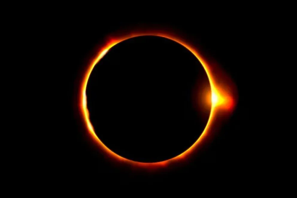 El eclipse solar total va a darse en áreas densamente pobladas