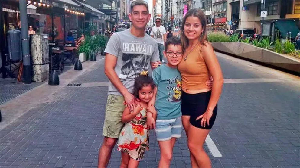 Un menor al volante chocó y mató a una familia que volvía de una escapada de fin de semana en Entre Ríos