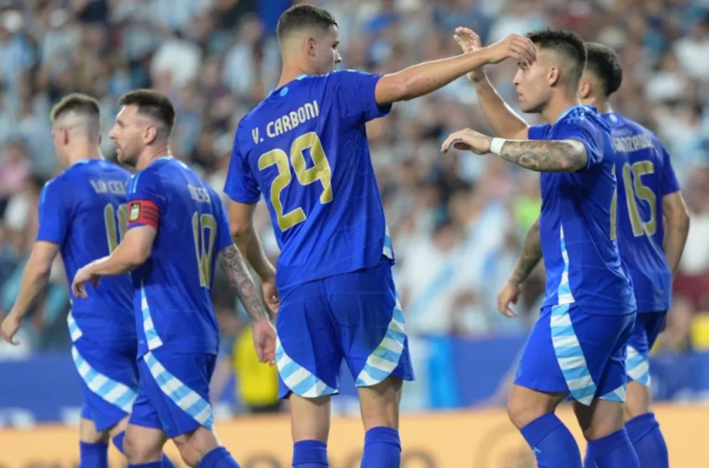 ADENTRO. Valentín Carboni jugó un gran partido ante Guatemala y confirmó así su inclusión en la Copa América.
